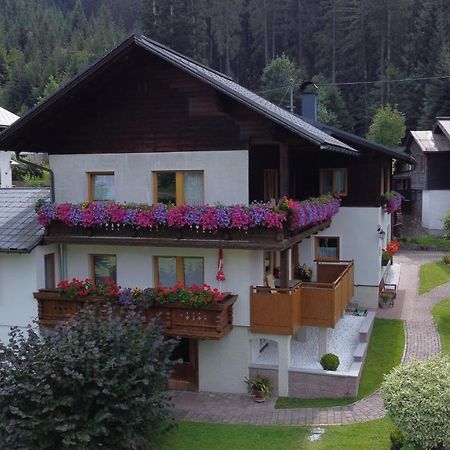 Andrea Schmaranzer - Privatzimmer Gosau Exterior photo