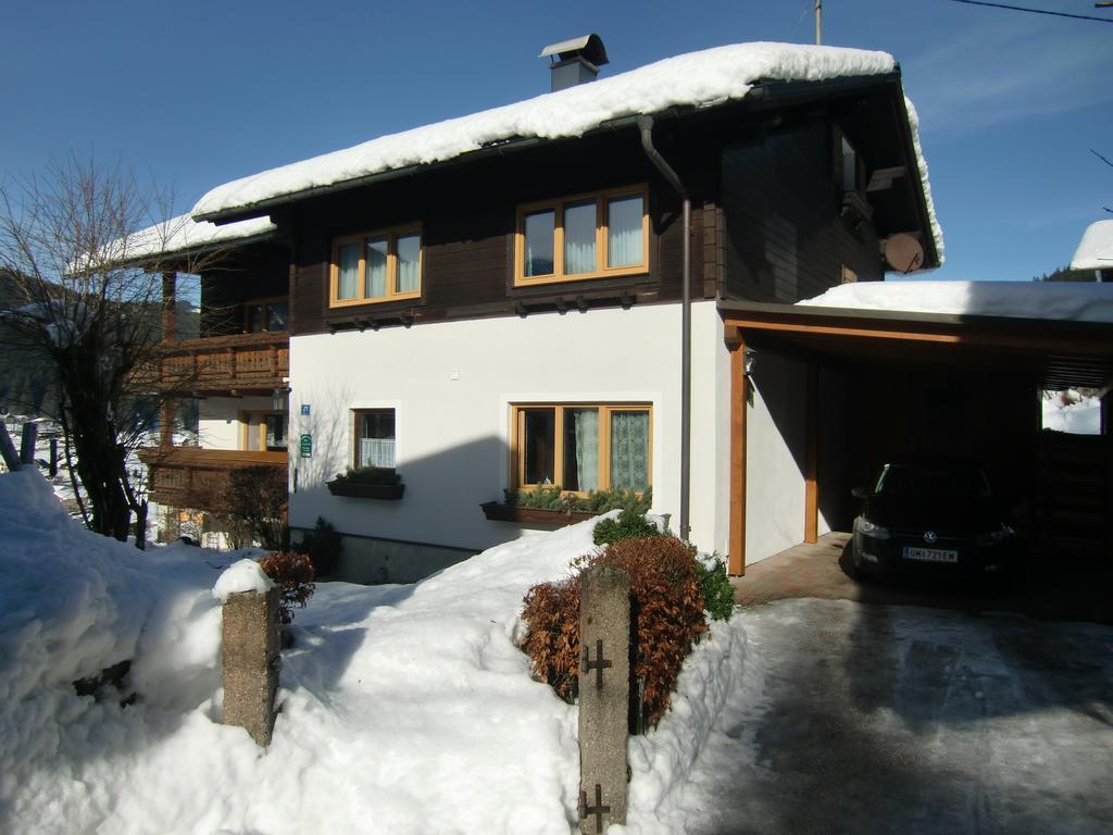 Andrea Schmaranzer - Privatzimmer Gosau Exterior photo